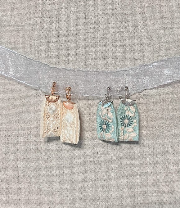 ハンドメイドイヤリング